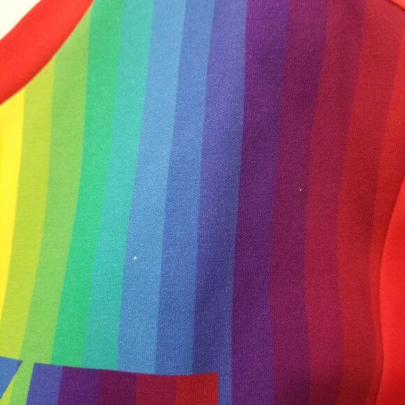 NWT UGG PRIDE Love Rainbow Stripes Logo T-Shirt Size Medium - Picture 16 of 16